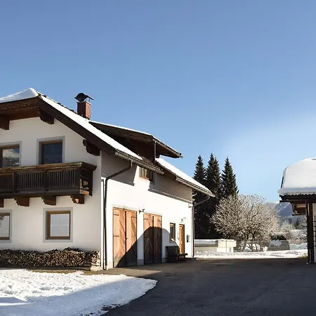 アパート Waschnig