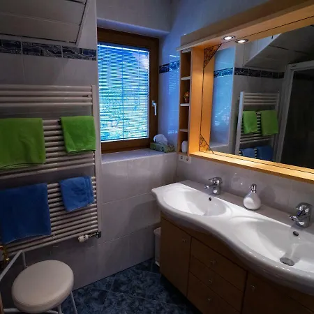 Waschnig アパート *