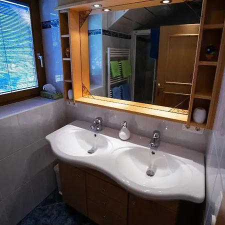 Waschnig アパート グライフェンブルク